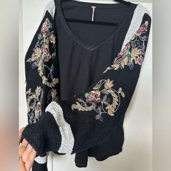 Free People top - Picture 2 of 5